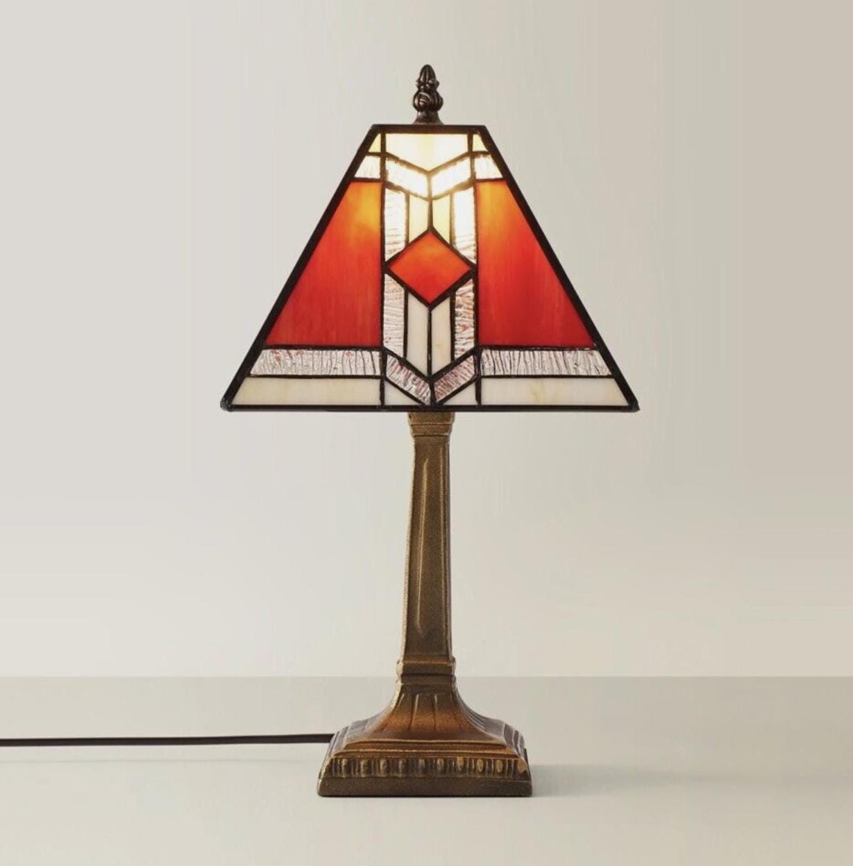 Tiffany Style Table Lamp Stained Glass Traditional Bedside Light