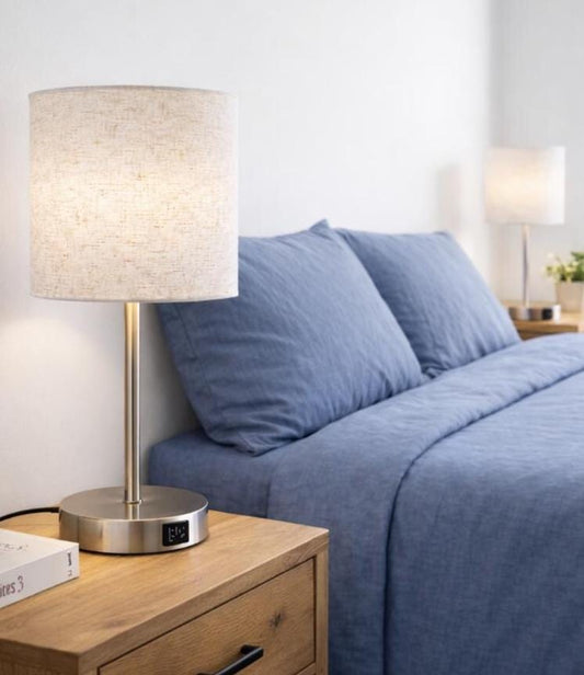 2 Bedside lamp - 2 charging ports